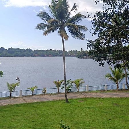 Ripples Backwater Resort, Kollam Εξωτερικό φωτογραφία
