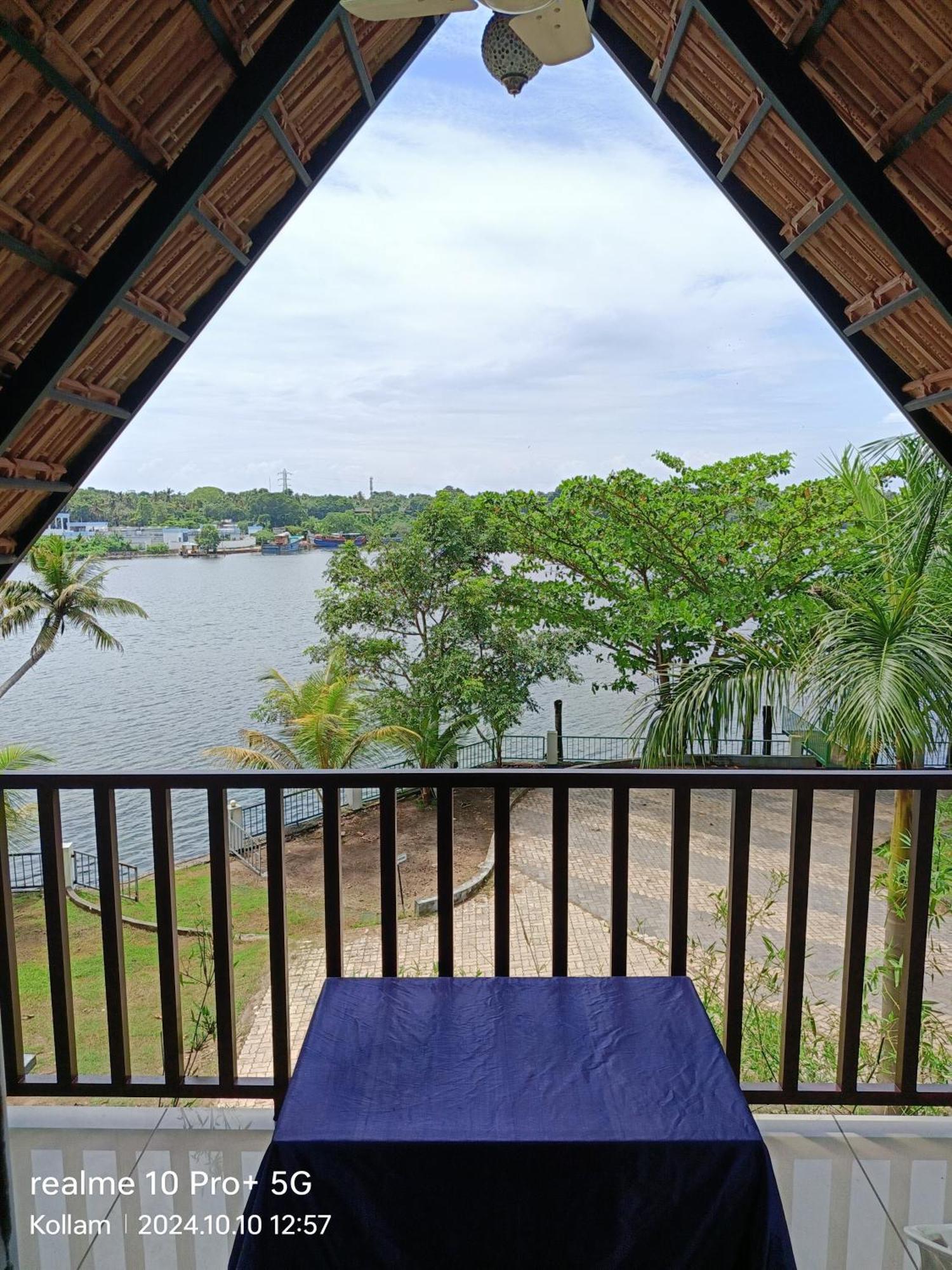 Ripples Backwater Resort, Kollam Εξωτερικό φωτογραφία