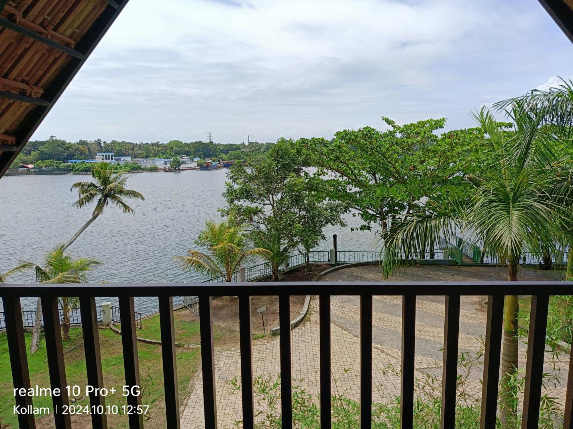 Ripples Backwater Resort, Kollam Εξωτερικό φωτογραφία